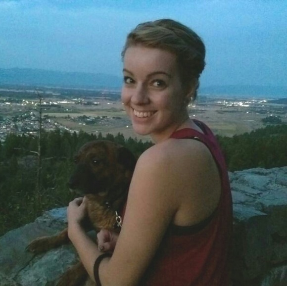 Meet your Posher, Taylor - Picture 1 of 1